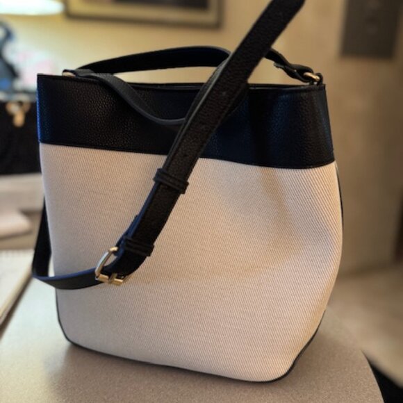 Nanette Lepore black leather and beige canvas shoulder handbag (#102) - Picture 8 of 8